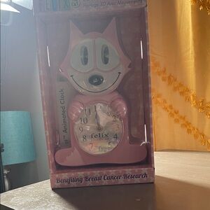 Helix Pink Animated Cat Clock